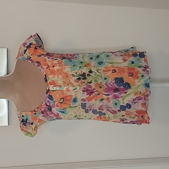 Old Navy Size S, Sheer Floral Henley Top with Cap Flutter Sleeves, EUC - Picture 1 of 7